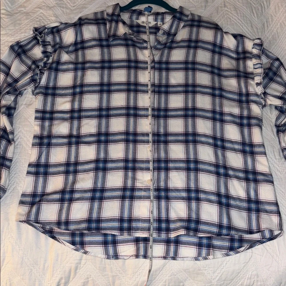 Feminine Flannel top - Picture 8 of 8